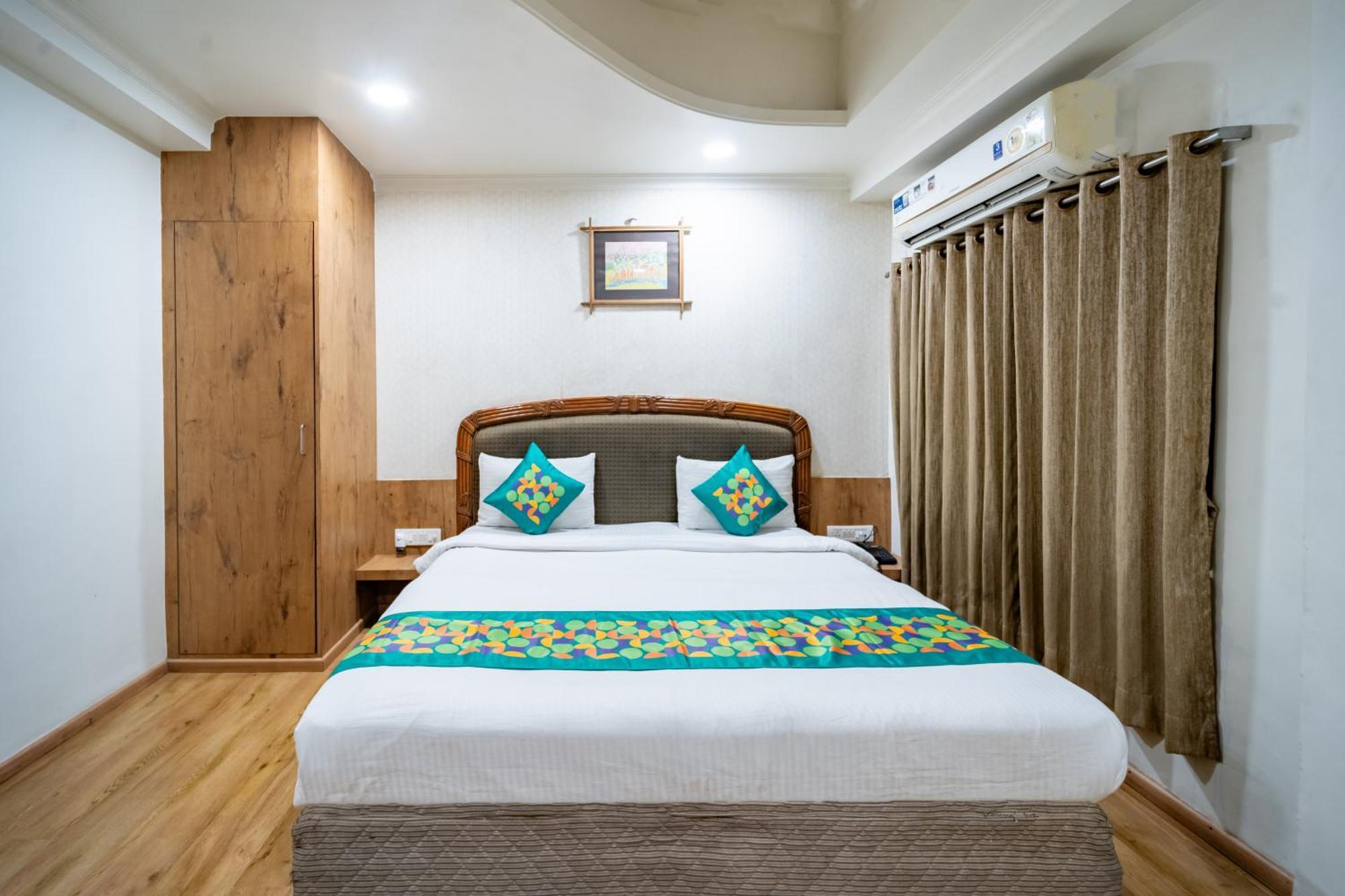 Hotel Treebo Kamal Regency Bhopal Zewnętrze zdjęcie